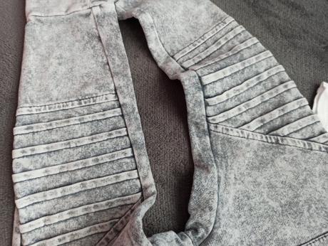 Tepláky despacito, 98