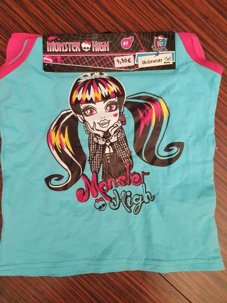 Spodné prádlo, 128