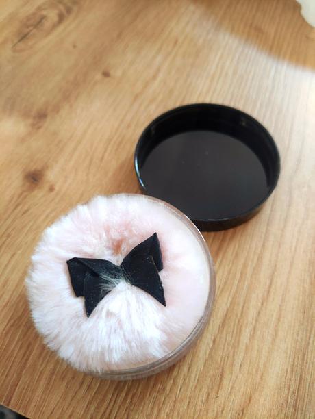 Vipera púder s trblietkami, 