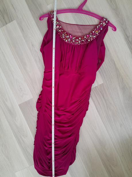 Spoločenské šaty, 40