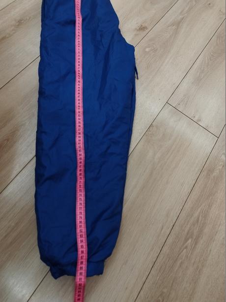 Zateplené tepláky, 146