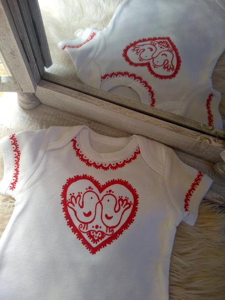 Maľované body s červeným srdiečkom, 80