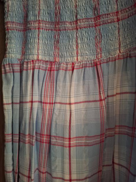 Šaty pre 8-10 r., c&a,140