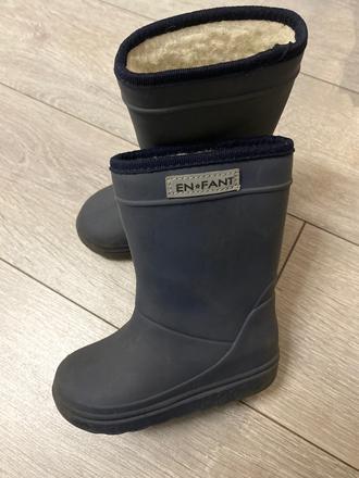 Enfant tmavosede cizmy s ovčím runom, en fant,23