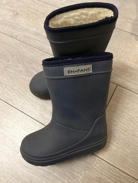 Enfant tmavosede cizmy s ovčím runom, en fant,23