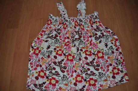 Kvetované tričko, 110