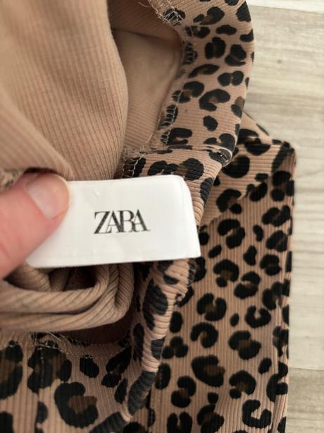 Leginy trapezové s rozparkom, zara,128