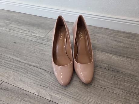 Lakované lodičky na plnom opätku, next,41