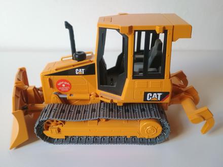 Pásový bager caterpillar - bruder,