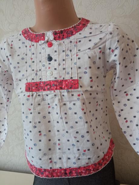 Dievčenská biela kvetovaná košeľa, 110