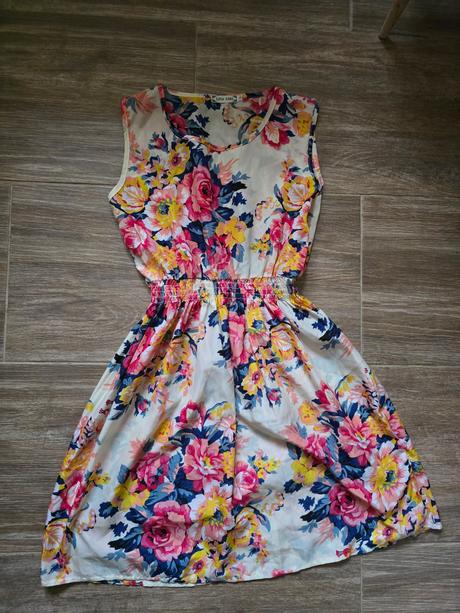 Ľahké letné šaty l, l