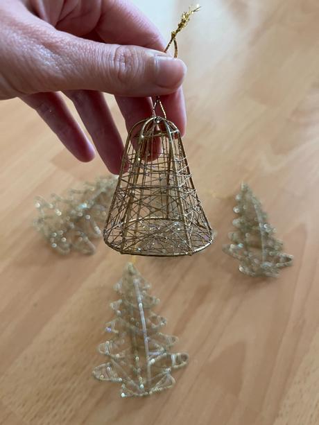 5 kovových vianočných ozdôb, 