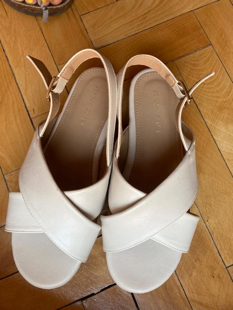 Klinove sandálky na platforme, 38