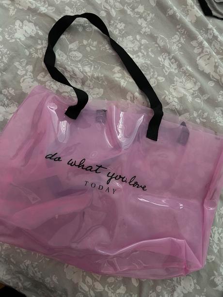 Veľká priehladná taška, 