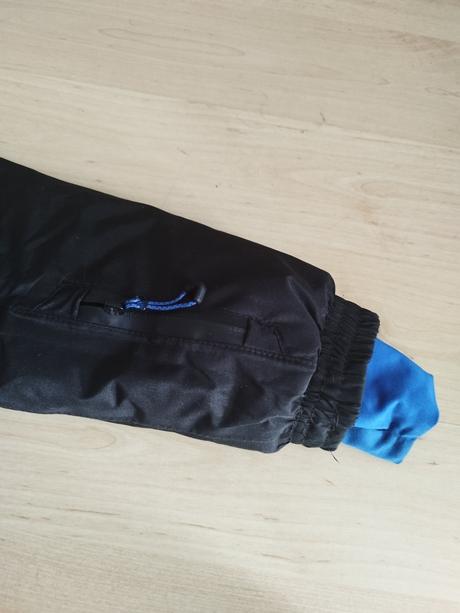 Lyžiarska bunda, 146