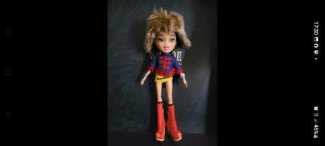 Bratz jade study babika, 