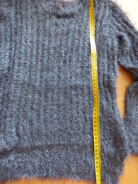 Chlpatý svetrík, 128