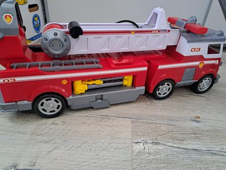 Labkova patrola hasičske auto,