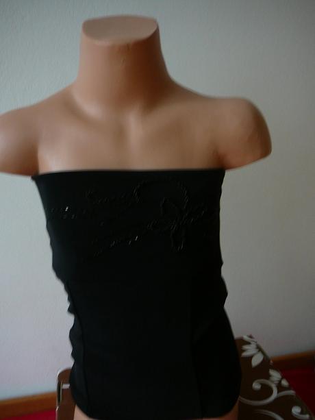 Dievcenske elasticke tricko-typ ako korzet, 146