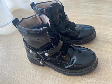 Cierne lakovky - prechodne topanky, mayoral,29