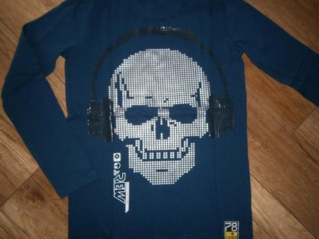 Tričko s lebkou, 158