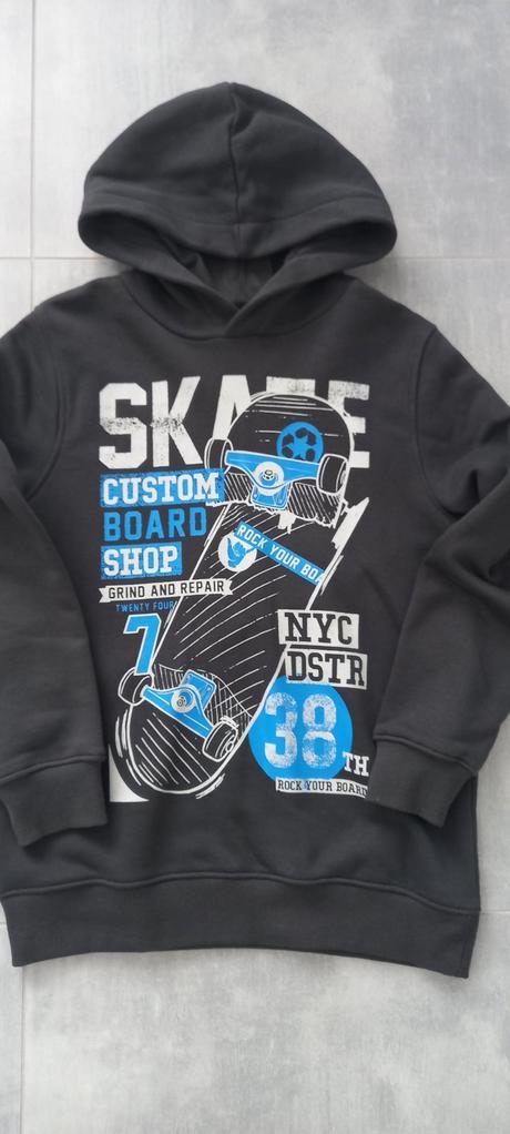 Mikina s kapucňou, c&a,146