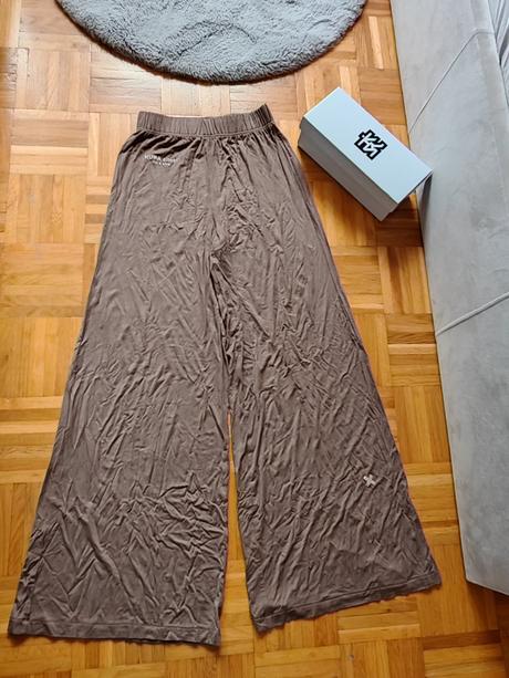 Kura collection štýlové, vzdušné, top nohavky, m