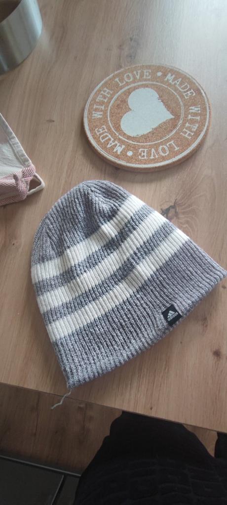 Čapica, adidas,140