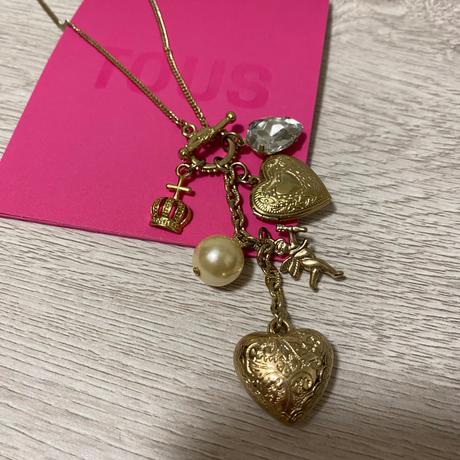 Dlhá retiazka s príveskami,