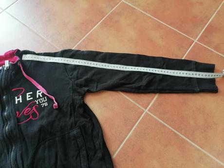 Mikina, veľ. 146, 146