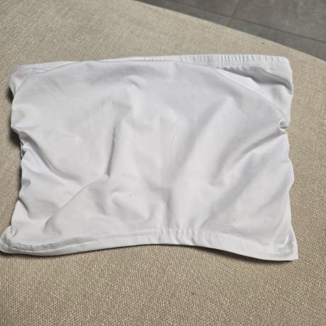 Vsetky topy za 1,50, bershka,s