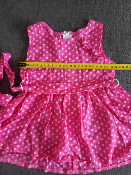 Ľahké letné šaty, 86