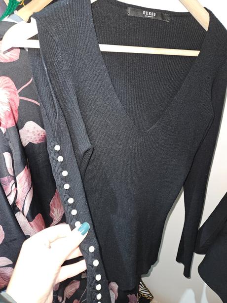 Guess svetrík s perlami, guess,l