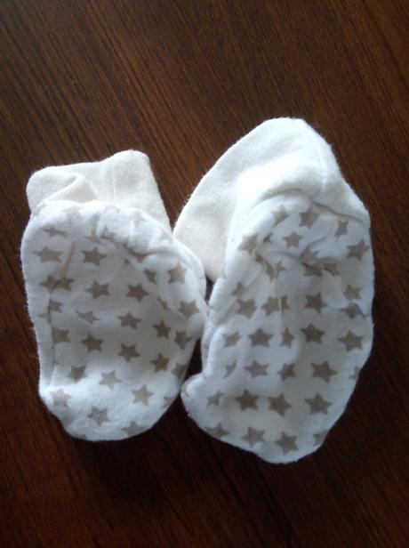 Hviezdičkové bavlnene capačky 6cm top stav, 17