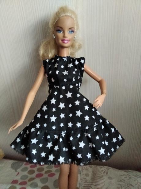 Šaty pre barbie,