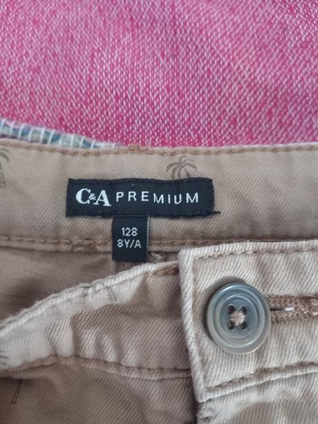 Kraťasy, c&a,128