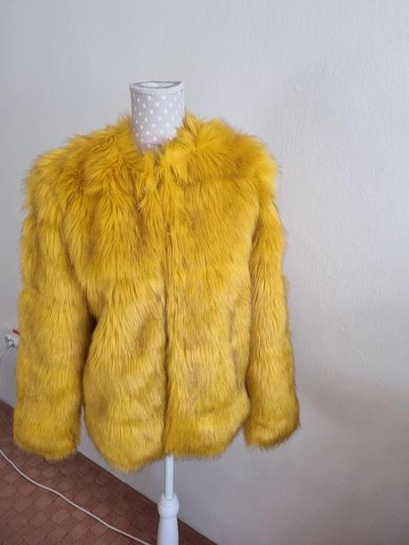 Žltý umelý kožuštek bershka veľ. m, bershka,m