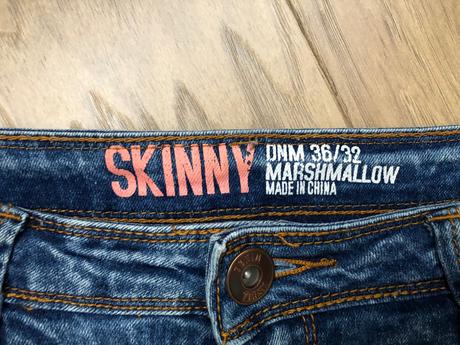 Skinny rifle, gate,36