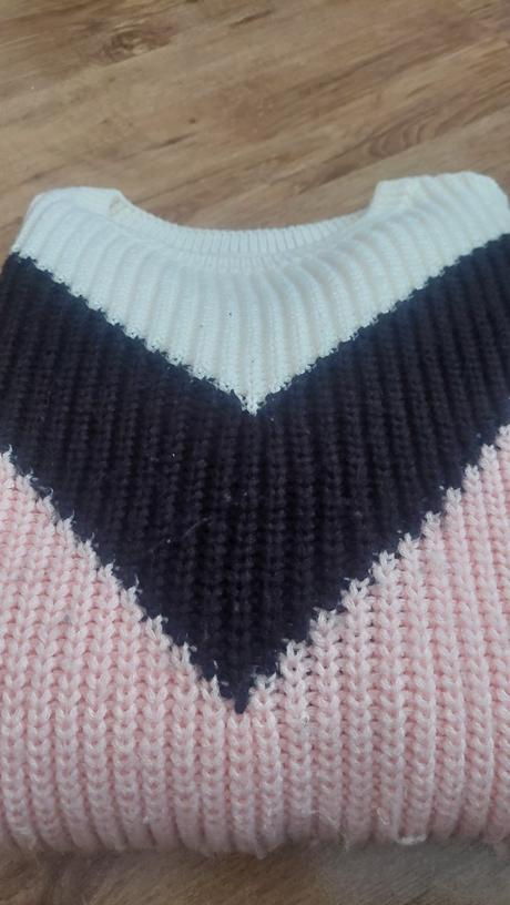 Dievcensky sveter svetloruzovy, 36