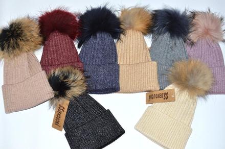 Čiapočka s brmbolcom, 98 - 158