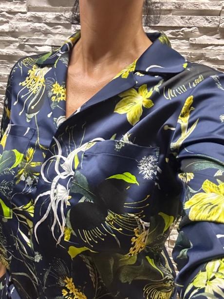 Krásny vzorovaný lesklý overal guess jeans orig., guess,l / m