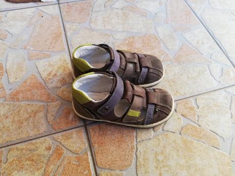 Sandalky lasocki, lasocki,24