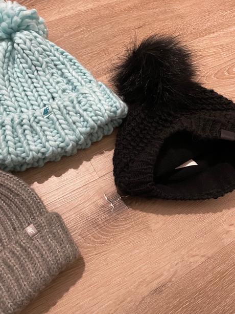 Čiapky zimné 4f, s