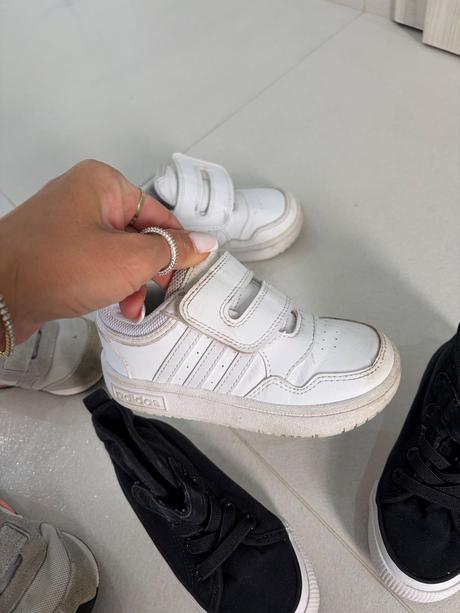 Balík topánok 26, 26