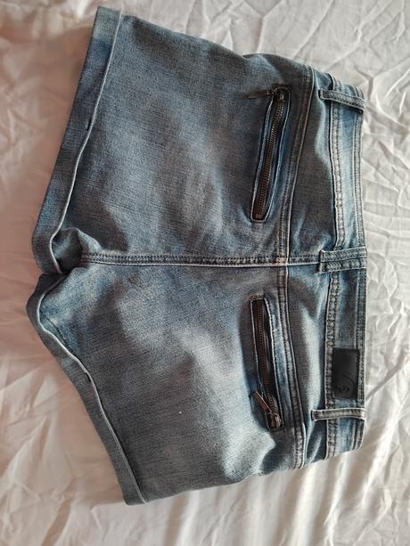 Riflivw kratase l, l