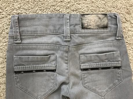 Úžasne dkny rifliky, dkny,128