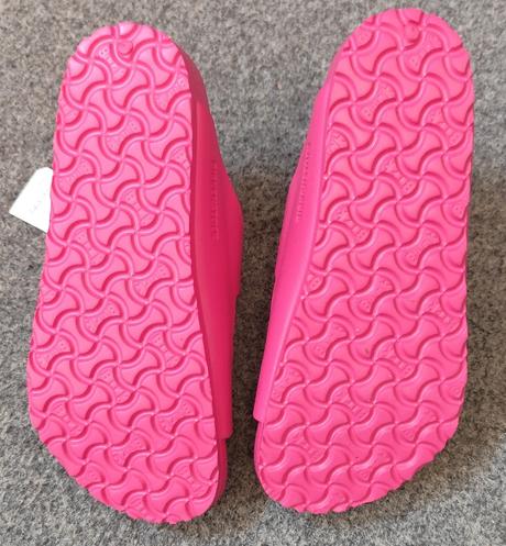 Nenosené šľapky birkenstock, 30