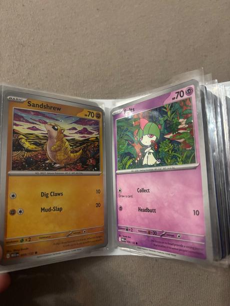 Pokémon karty + album, 