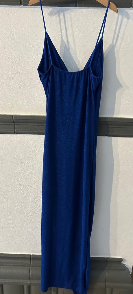 Krasne sexy trblietave saty, s