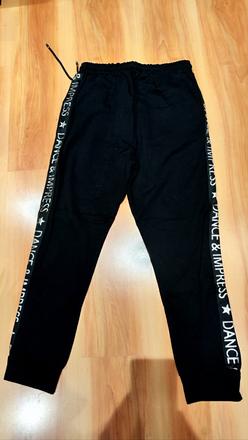 Čierne tepláky, xs